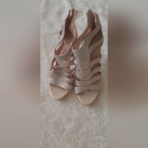 De Blossom Collection gold sandal